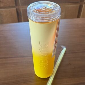 Dunkin’ Yellow Tumbler with Straw